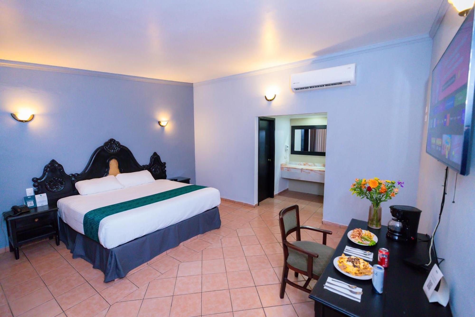 Hotel Inhouse Select Hacienda Tres Rios Culiacán Exterior foto
