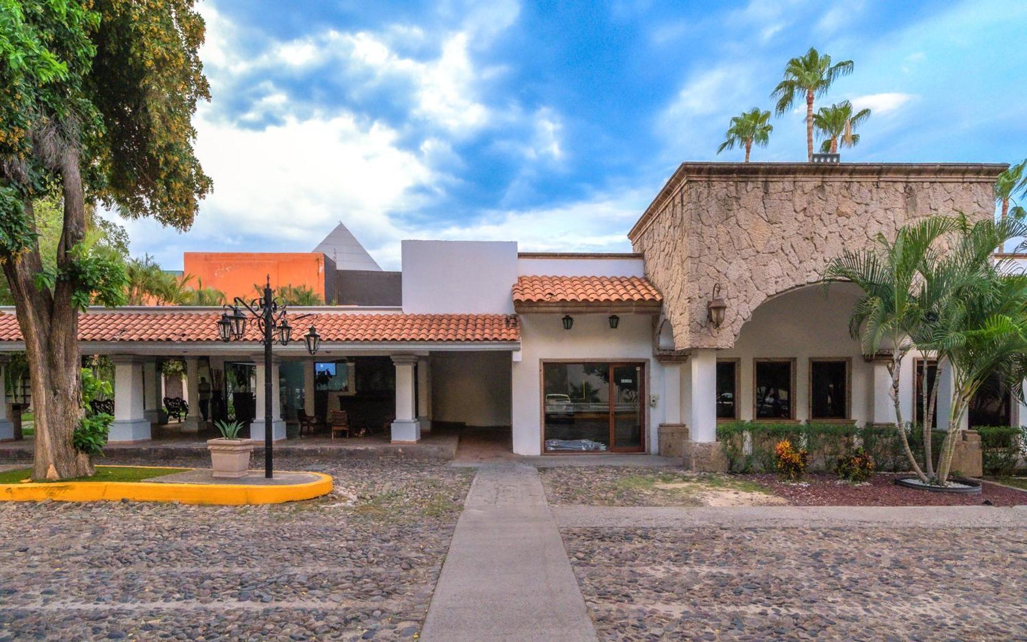 Hotel Inhouse Select Hacienda Tres Rios Culiacán Exterior foto