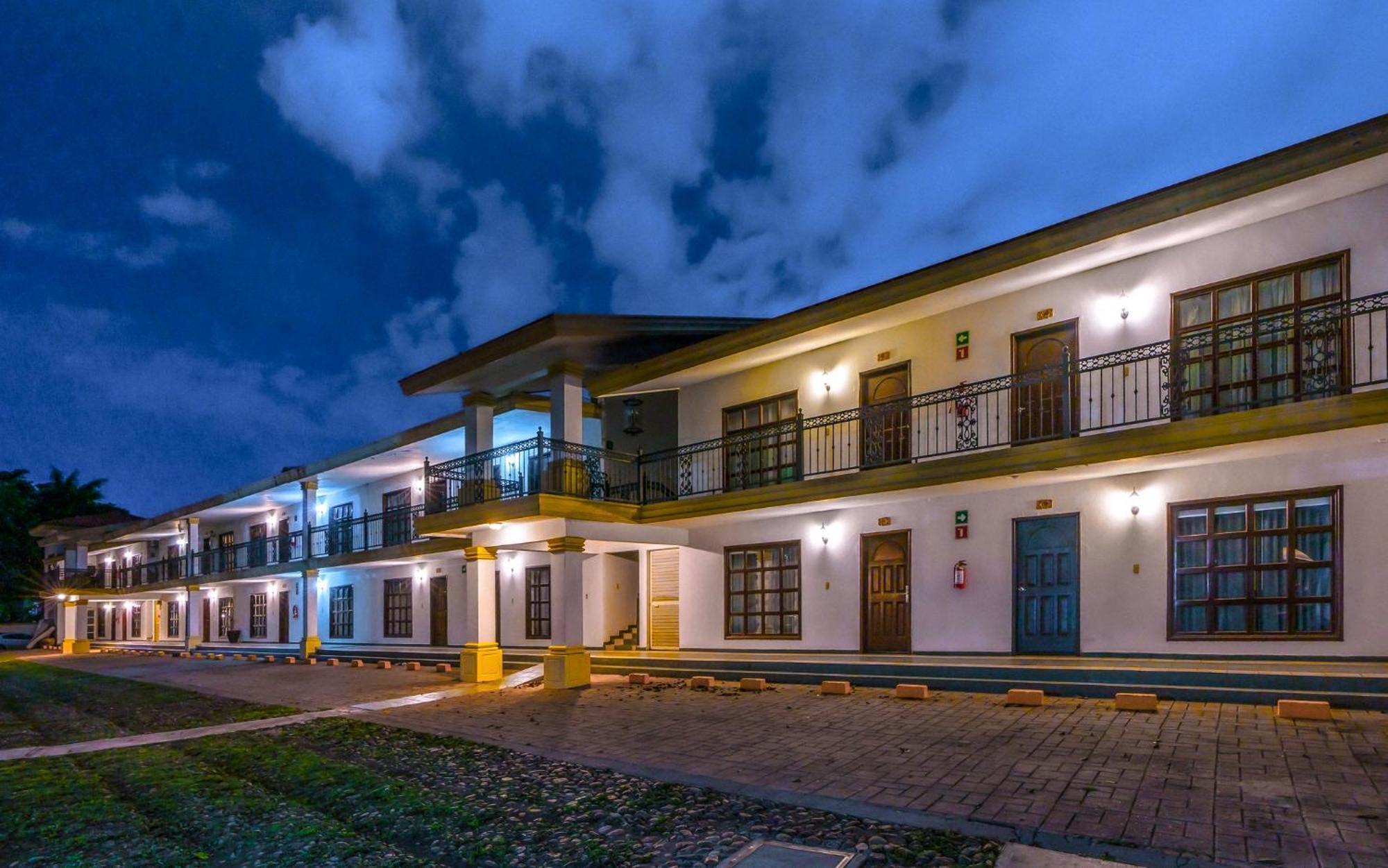 Hotel Inhouse Select Hacienda Tres Rios Culiacán Exterior foto