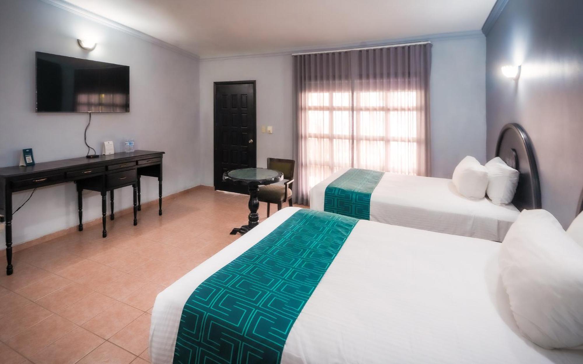 Hotel Inhouse Select Hacienda Tres Rios Culiacán Exterior foto